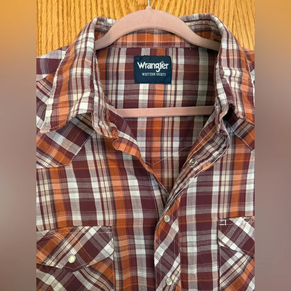 Wrangler Multicolor Plaid Short Sleeve Shirt - Picture 2 of 3